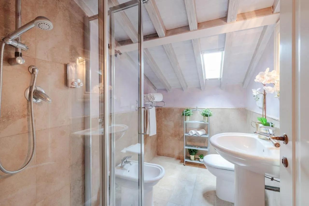 Casolare Dei Colli, Panoramic Private Pool, Lavish Interiors And A Gourmet Kitchen Villa Camaiore
