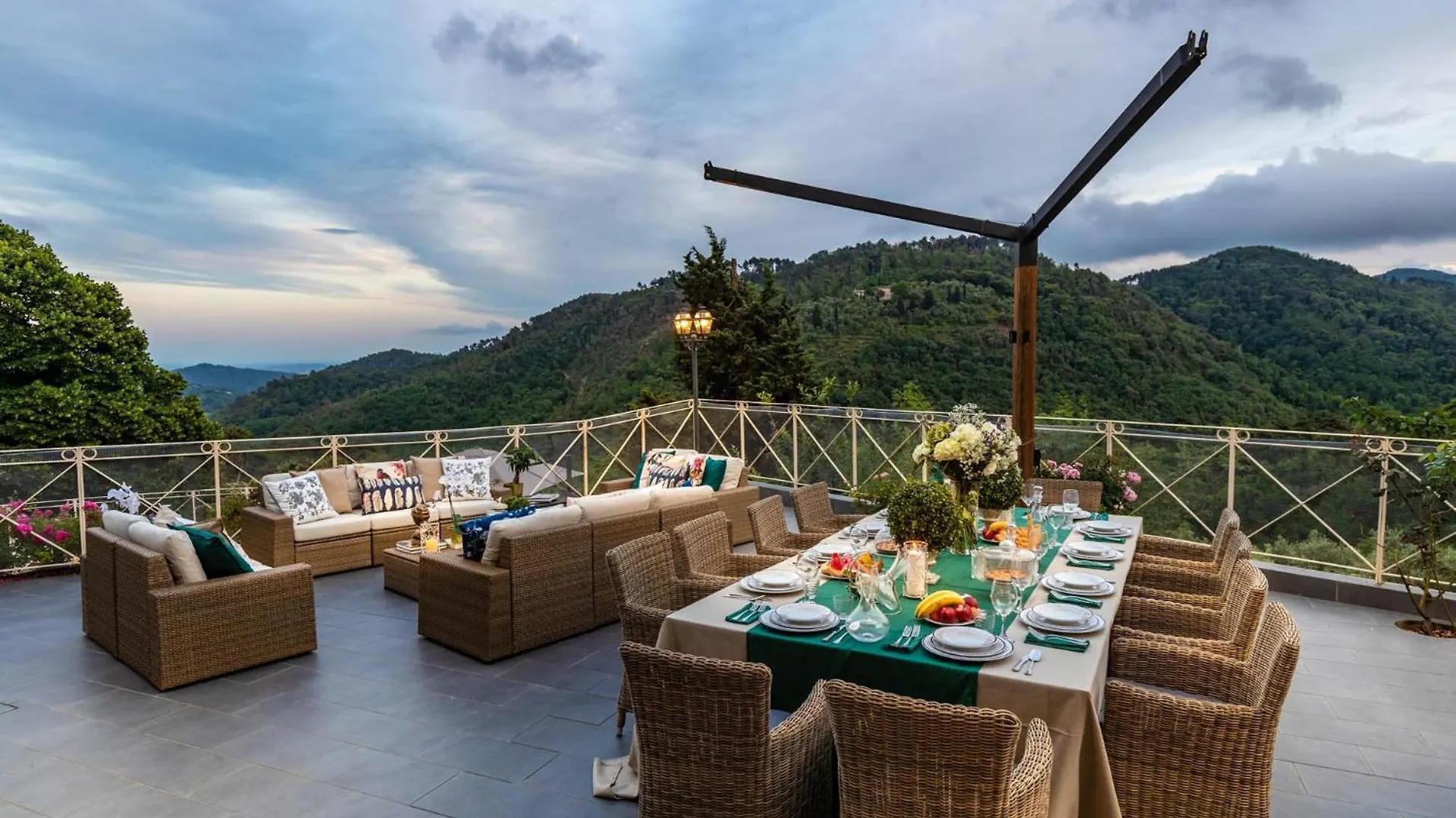 Casolare Dei Colli, Panoramic Private Pool, Lavish Interiors And A Gourmet Kitchen Villa Camaiore Italien