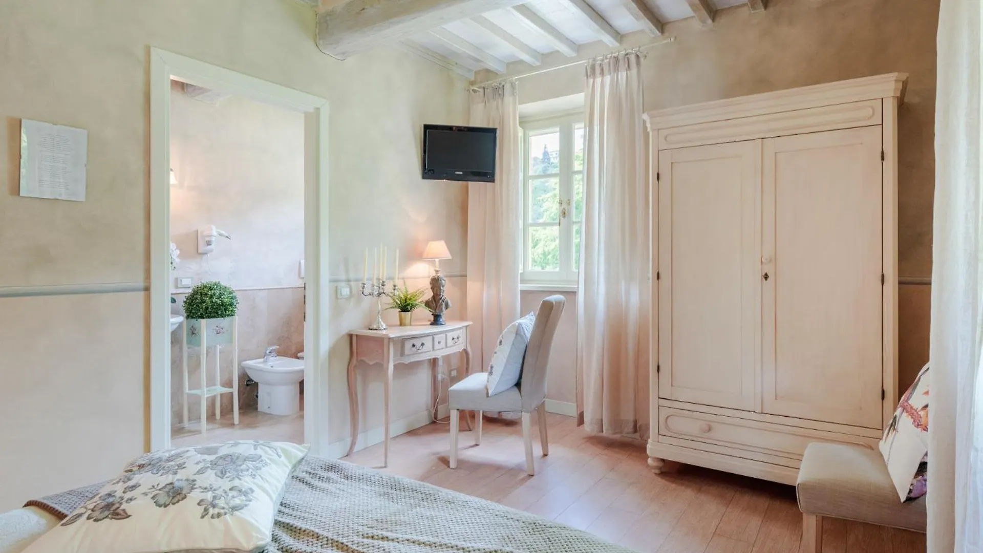 Casolare Dei Colli, Panoramic Private Pool, Lavish Interiors And A Gourmet Kitchen Villa Camaiore 0*,